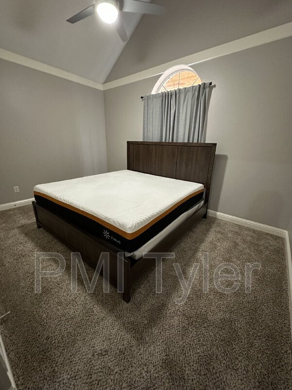 Building Photo - 239 Co Rd 3346