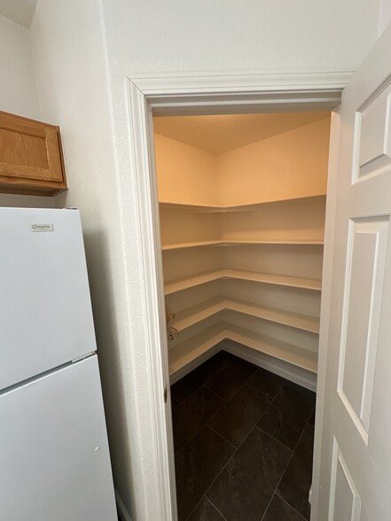 Oversized Pantry - 19213 E IDAHO DR