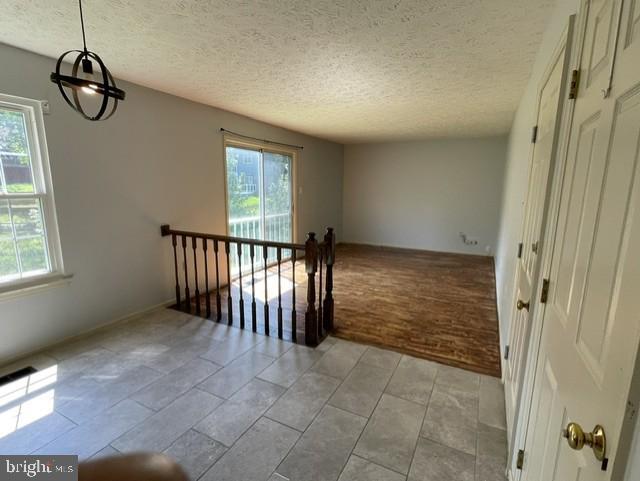 Building Photo - 8583 Wheatfield Way