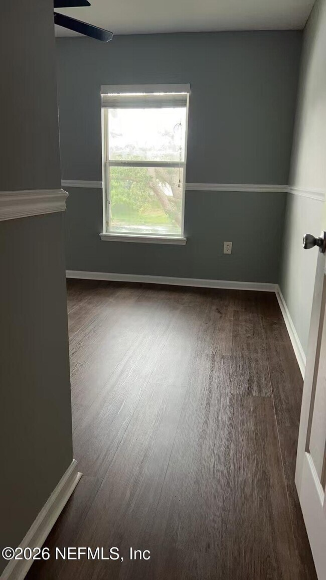 Building Photo - 13827 Herons Landing Way