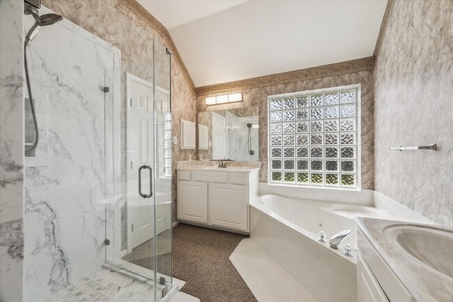 Building Photo - 13622 Apple Knoll Ct