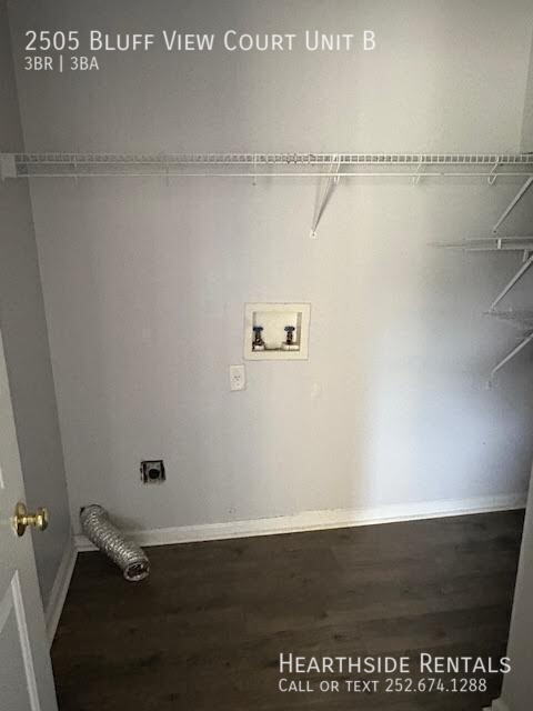 Building Photo - 2505 Bluff View Ct