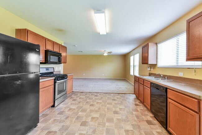 Building Photo - 7906 Ashland Springs Ln