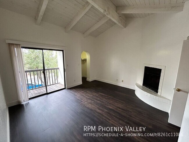 Building Photo - 1702 E Ocotillo Rd