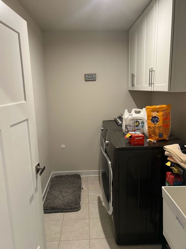 Building Photo - Elegant Home located in Union County with 5BR/4BA