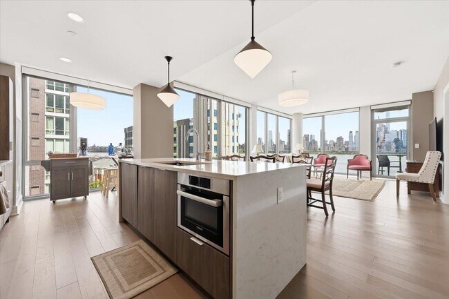 Building Photo - 9 Ave at Port Imperial