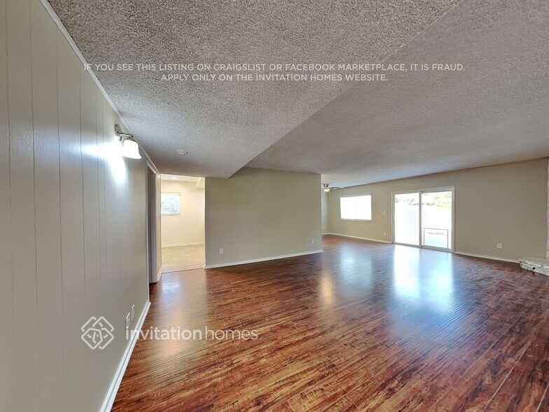 Building Photo - 15857 Liggett St