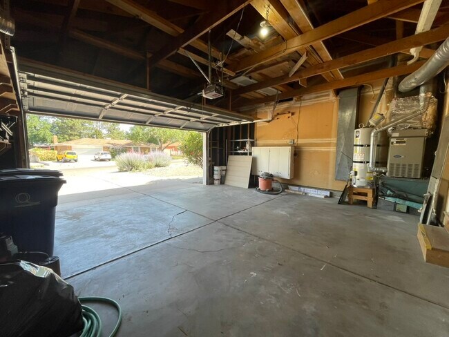 Building Photo - 7208 Pickard Ave NE