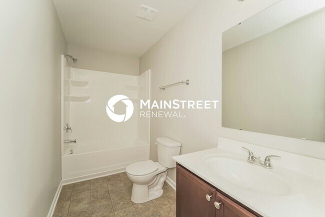 Building Photo - 3 Bedroom Pet-Friendly Home in CONCORD, NC with Main Street Renewal