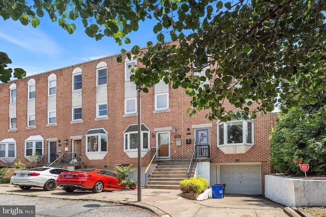 Primary Photo - 2809 Ogden St