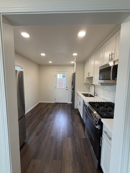 Building Photo - 3535 34th St