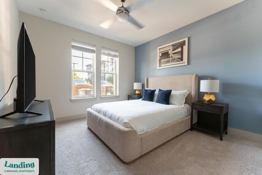 Building Photo - 655 W Marina Cove Dr