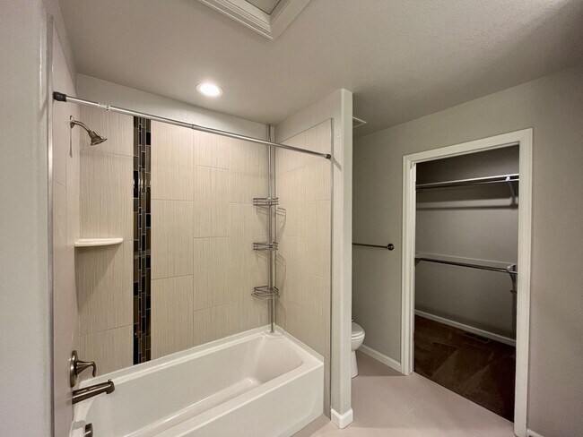 Building Photo - 2341 Stage Coach Dr