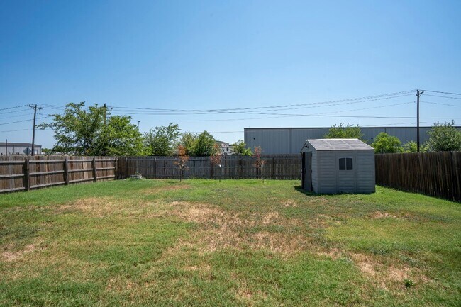 Building Photo - 185 Rafe Ct