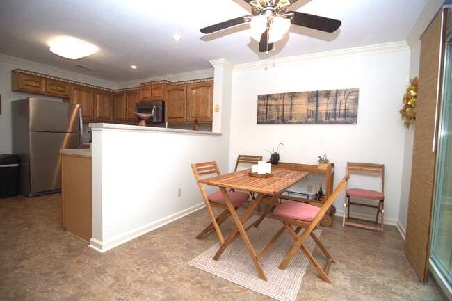 Building Photo - 63 Poplar Ct Ln