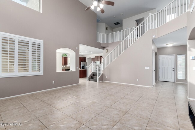 Building Photo - 40747 W Robbins Dr