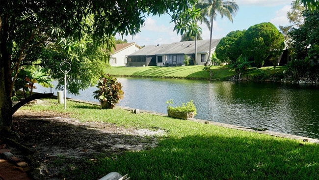 Building Photo - 5908 NW 81st Ave