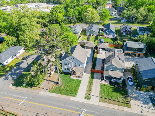 Building Photo - 1005 State St