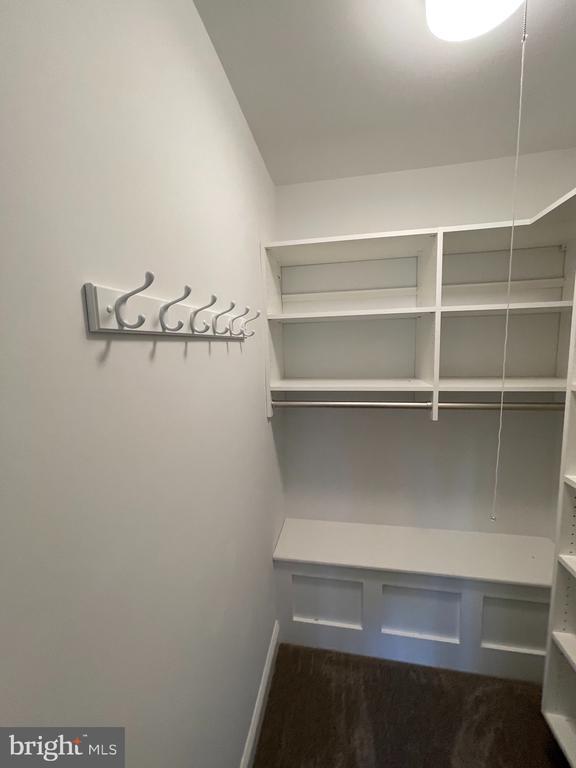 Building Photo - 167 Andover Pl