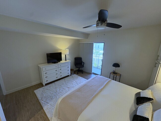 Building Photo - 500 Park Blvd S