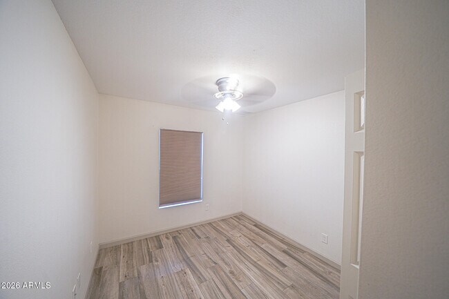 Building Photo - 9315 E Dallas St