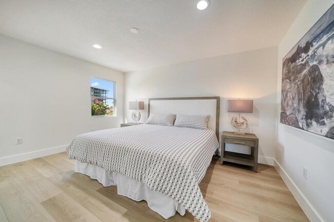 Building Photo - 116 Devon Dr