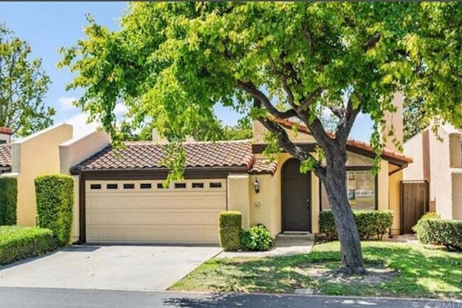 Primary Photo - Beautiful Newly Remodeled 3 Bedroom 2 Bath...