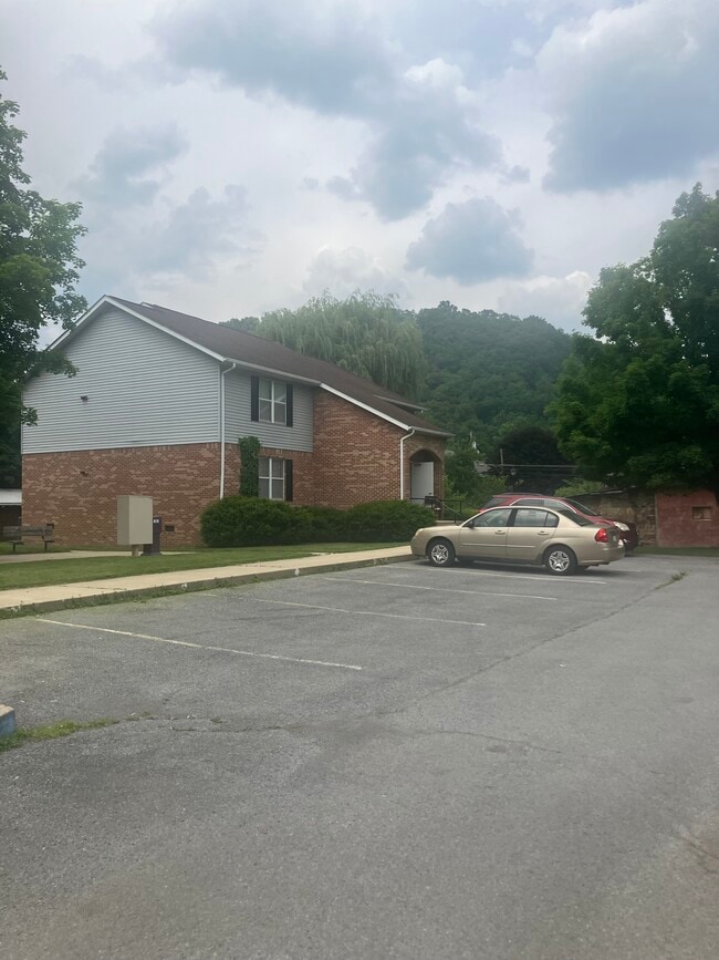 Building Photo - Heintz House