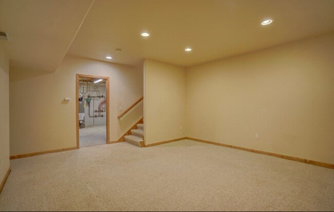 Building Photo - 2904 Kentville Dr