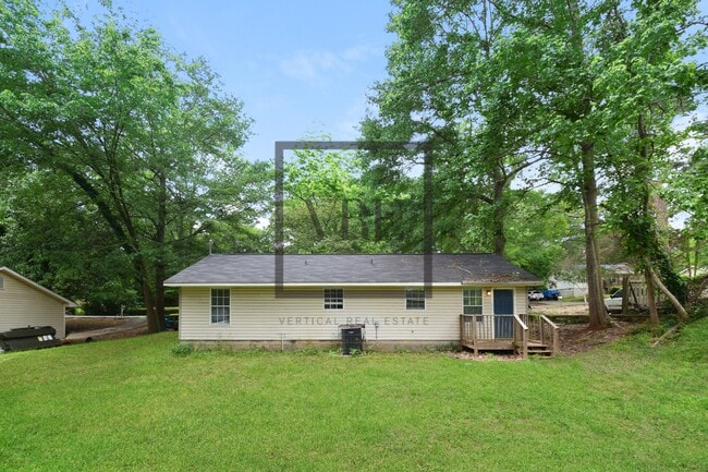 Building Photo - 4748 Bartlett Rd