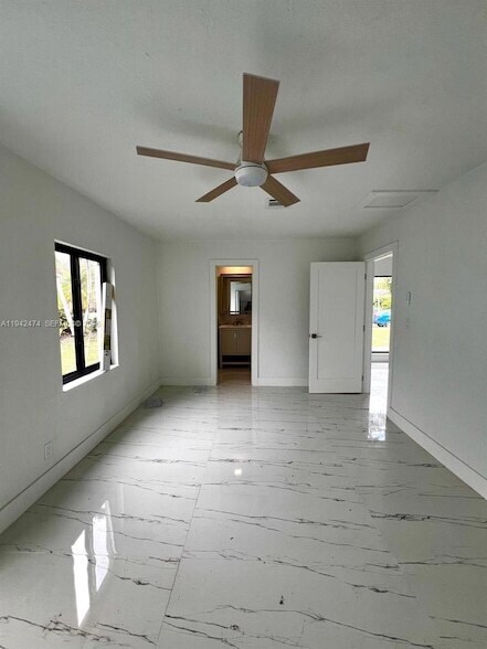 Building Photo - 9124 SW 180th St