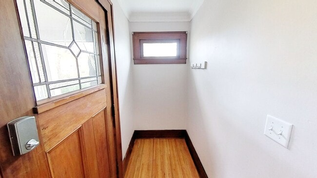 Building Photo - 3 Bedroom in Swillburg Area