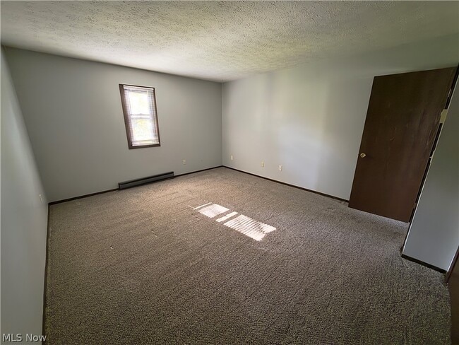 Building Photo - 2814 Forest Ln