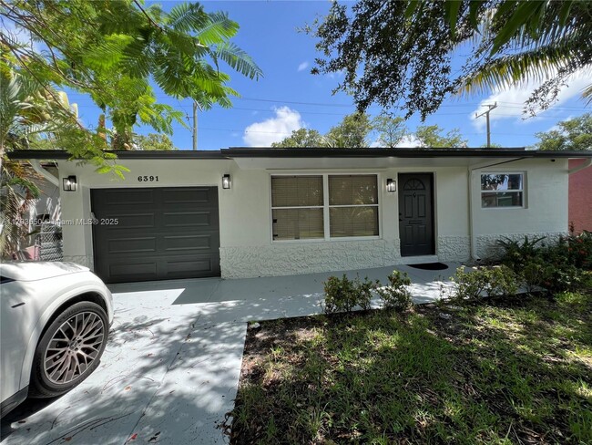 Primary Photo - 6391 SW 8th St