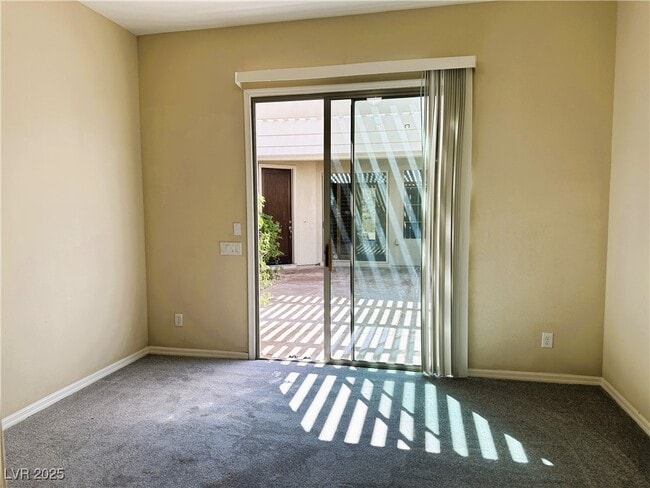 Building Photo - 33 Gladewater Dr