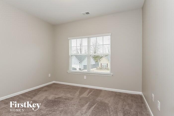 Building Photo - 118 Cherokee Reserve Cir