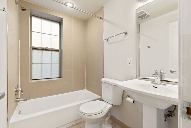 Building Photo - Renovated Studio by Thomas Circle