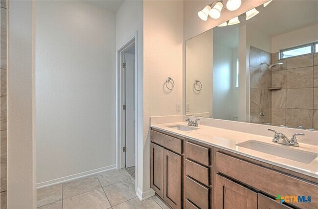 Building Photo - 1070 Spring Terrace Loop