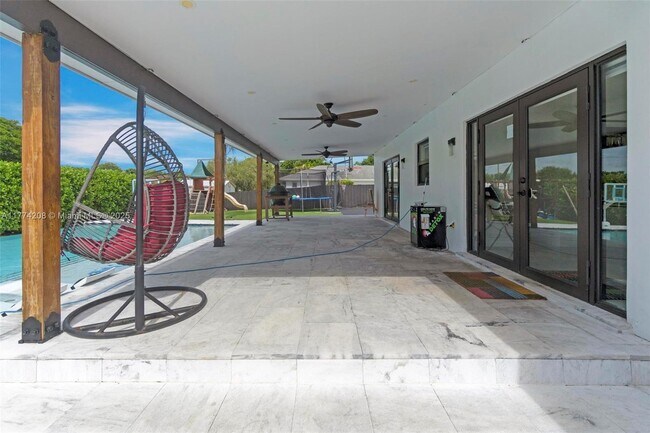 Building Photo - 8840 SW 181st Terrace