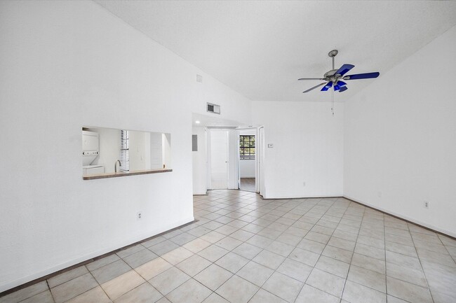 Building Photo - 1500 Jefferson Dr