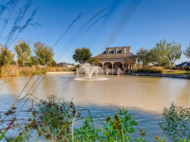 Building Photo - 2718 Misty Laurel Ct