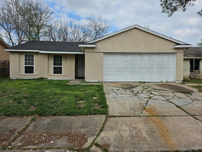 Primary Photo - 15829 Ridgeroe Ln