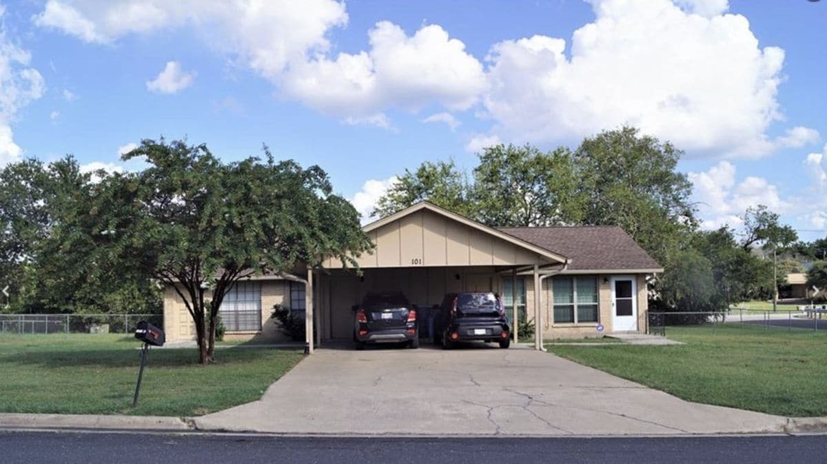 Building Photo - 101 Stubblefield Dr