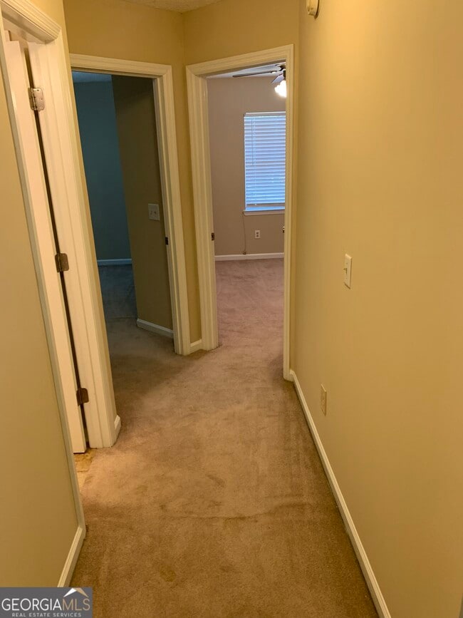 Building Photo - 105 Cherry Tree Ct