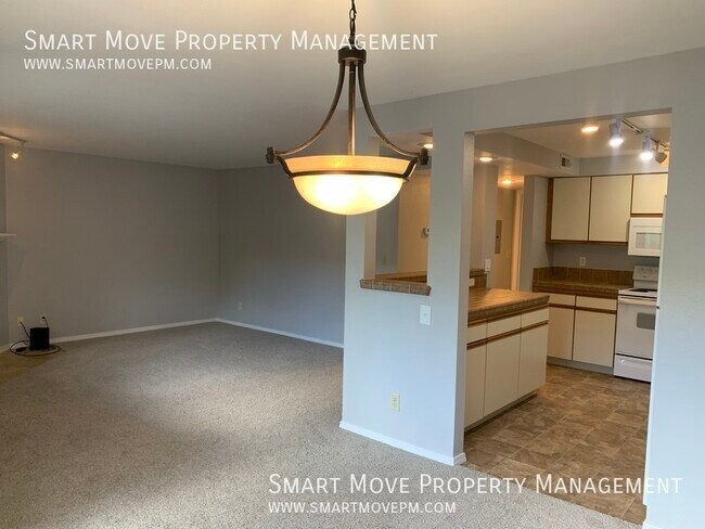 Building Photo - 3757 S Gekeler Ln