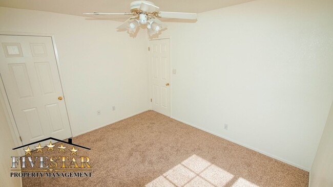 Building Photo - House for Rent on 4938 Shorebird Drive