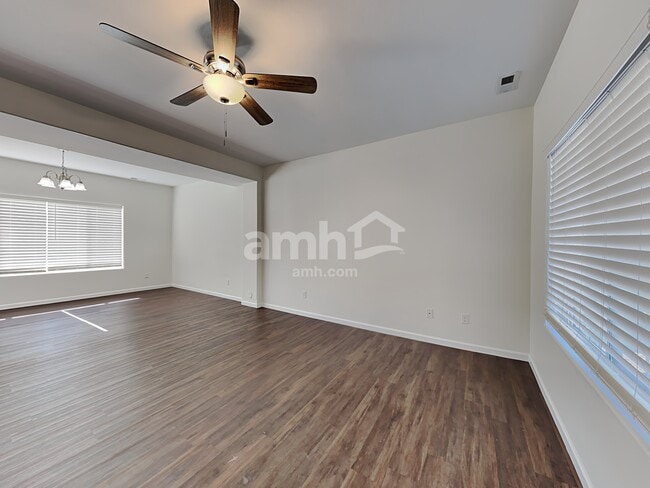 Building Photo - 3671 Desert Willow Ln