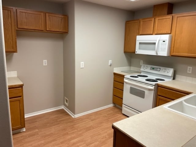 Building Photo - 3065 S Ladera Pl