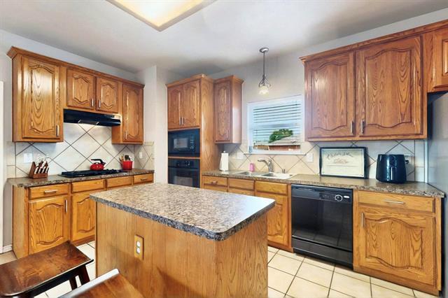 Building Photo - 1236 Blue Brook Dr