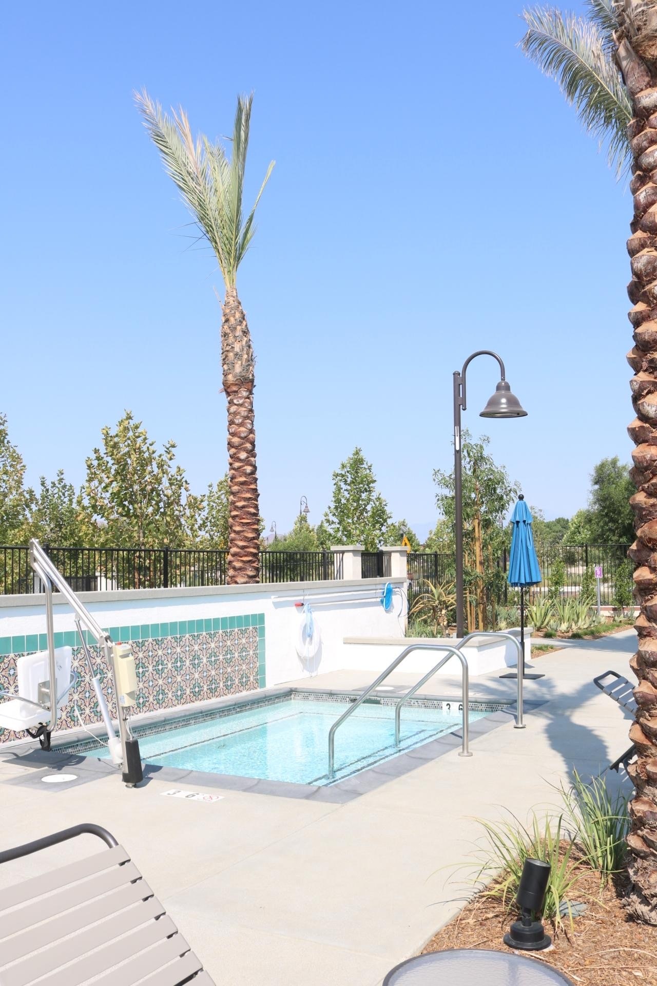 Building Photo - 30436 Town Square Dr